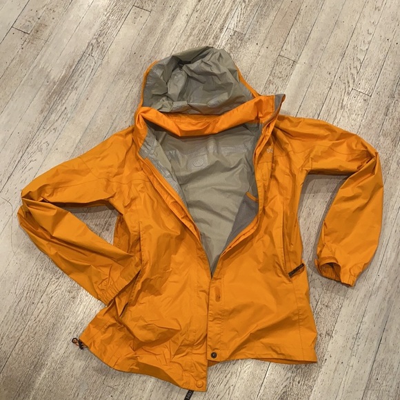 Marmot orange eco rain jacket windbreaker size MM.Unisex used condition - Picture 8 of 15